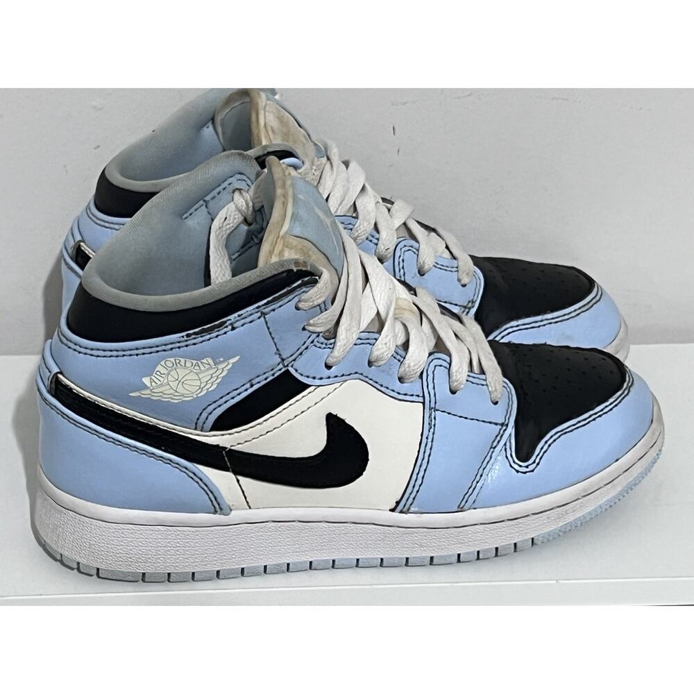 Nike Air Jordan 1 Mid GS Kids 3.5Y Ice Blue Youth Shoe 555112-401
